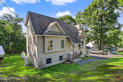  476 Bernadine Drive, Stroudsburg, PA 18360 - Photo 3