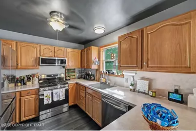  476 Bernadine Drive, Stroudsburg, PA 18360 - Photo 13