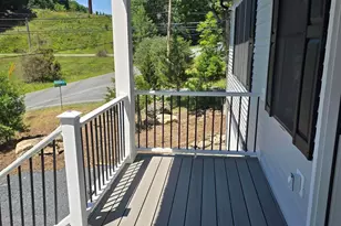 211 Brentwood Dr, Bushkill, PA 18324 - Photo 5