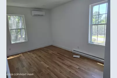  211 Brentwood Drive, Bushkill, PA 18324 - Photo 15