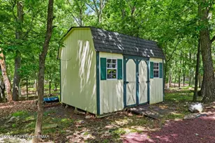 160 Summerton Cir, East Stroudsburg, PA 18301 - Photo 37