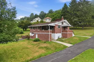 722 South Ave, Jim Thorpe, PA 18229 - Photo 5
