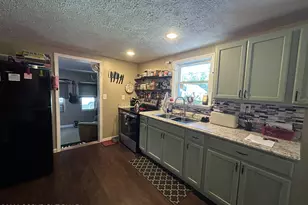 32 Hickory Hills Dr, White Haven, PA 18661 - Photo 3