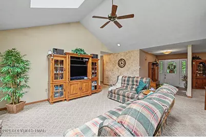  174 Delbert Drive # DD130, Covington Township, PA 18424 - Photo 21