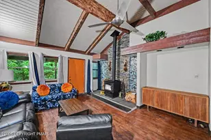 104 Condor Dr, Tamiment, PA 18371 - Photo 5