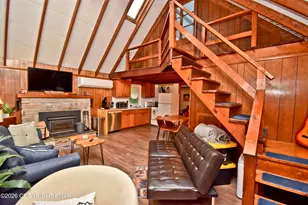 135 Netcong Cir, Pocono Lake, PA 18347 - Photo 3