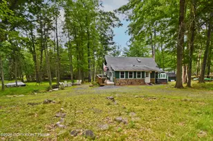 135 Netcong Cir, Pocono Lake, PA 18347 - Photo 27