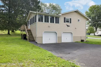  710 Keystone Drive, Stroudsburg, PA 18360 - Photo 3