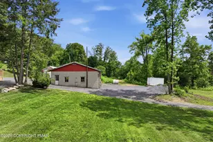 429 Riverview Dr, Walnutport, PA 18088 - Photo 33
