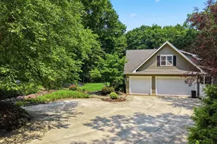 120 Indianwood Dr, Stroudsburg, PA 18360 - Photo 13