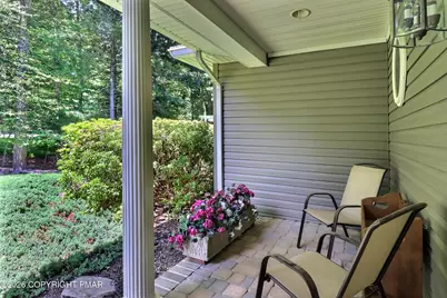  120 Indianwood Drive, Stroudsburg, PA 18360 - Photo 5