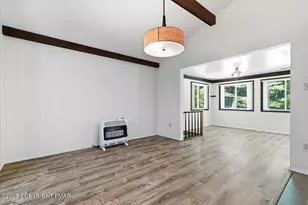 209 Grange Rd, Mount Pocono, PA 18344 - Photo 15