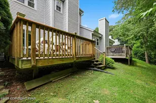 255 Nittany Ct, Mount Pocono, PA 18344 - Photo 11