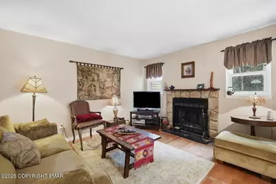  255 Nittany Court, Mount Pocono, PA 18344 - Photo 23