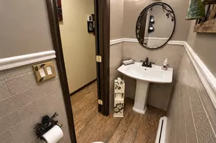 215 Maple Ridge Dr, Hawley, PA 18428 - Photo 11