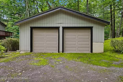  124 Whippletree Lane, Hawley, PA 18428 - Photo 3