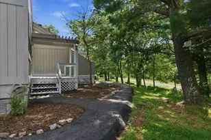 105 Condor Dr, Tamiment, PA 18371 - Photo 27
