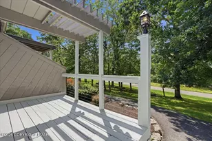 105 Condor Dr, Tamiment, PA 18371 - Photo 23