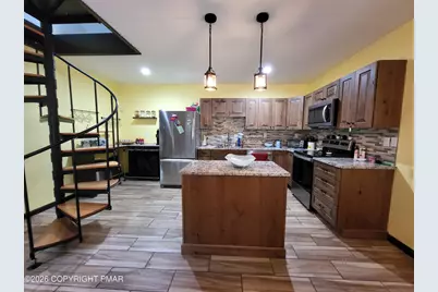  145 Salisbury Road, Bushkill, PA 18324 - Photo 9