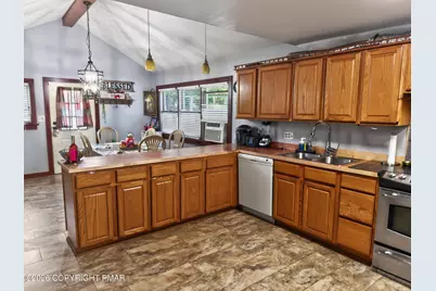  2165 N 5th Street, Stroudsburg, PA 18360 - Photo 17