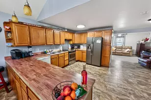 2165 N 5th St, Stroudsburg, PA 18360 - Photo 45