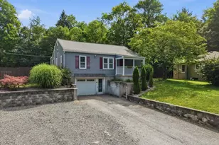 105 Periwinkle Ln, Stroudsburg, PA 18360 - Photo 1