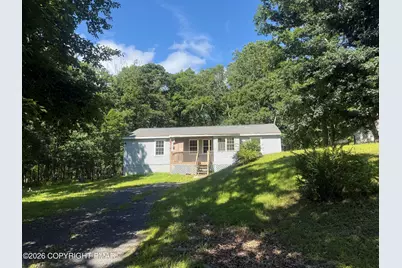  2186 Spring Drive, Bushkill, PA 18324 - Photo 3