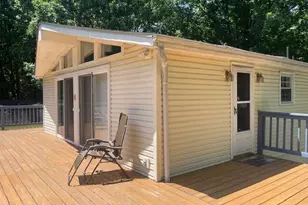 1115 Falls Rd, Bushkill, PA 18324 - Photo 3