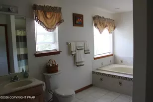 2442 Tacoma Dr, Blakeslee, PA 18610 - Photo 33
