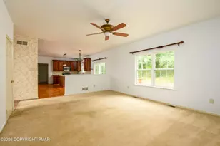 208 Fazio Wy, East Stroudsburg, PA 18302 - Photo 17