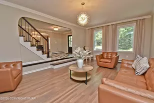609 Sunlite Ln, Stroudsburg, PA 18360 - Photo 7