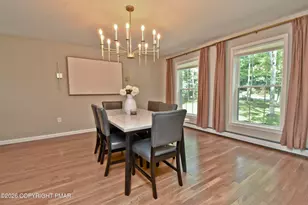 609 Sunlite Ln, Stroudsburg, PA 18360 - Photo 9