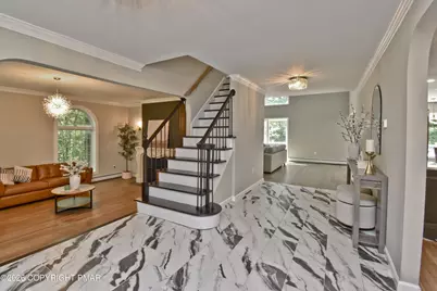  609 Sunlite Lane, Stroudsburg, PA 18360 - Photo 3