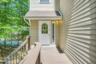 102 Eagle Rock Rd, Lackawaxen, PA 18435 - Photo 3
