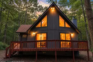 228 Mountain View Dr, Pocono Lake, PA 18347 - Photo 1