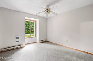 111 Vale Dr, Tannersville, PA 18372 - Photo 15