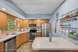 44 Chestnut Rd, Lake Harmony, PA 18624 - Photo 25