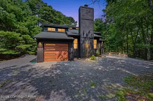 44 Chestnut Rd, Lake Harmony, PA 18624 - Photo 3