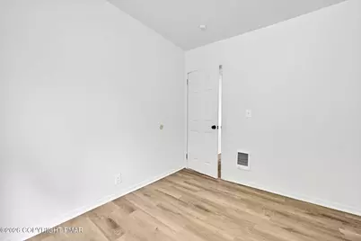  733 N 2nd Street, Pottsville, PA 17901 - Photo 23