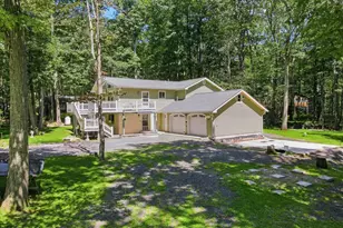 1055 Hunter Dr, Tobyhanna, PA 18466 - Photo 13