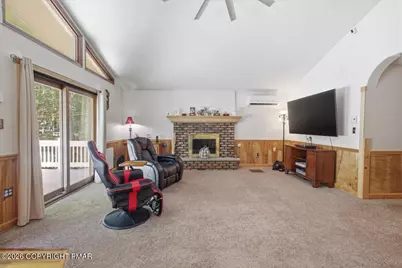  1055 Hunter Drive, Tobyhanna, PA 18466 - Photo 19