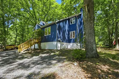  47 Hilltop Circle, East Stroudsburg, PA 18302 - Photo 5