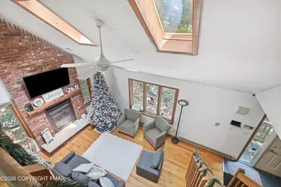  387 Canterbury Road, Bushkill, PA 18324 - Photo 13