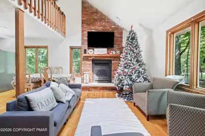  387 Canterbury Road, Bushkill, PA 18324 - Photo 7