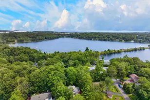3124 Leisure Dr, Pocono Summit, PA 18346 - Photo 7