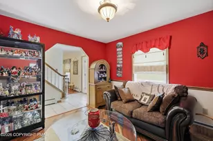 1630 Mohican Ct, Effort, PA 18330 - Photo 5