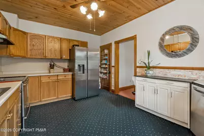  536 W Washington Street, Slatington, PA 18080 - Photo 29
