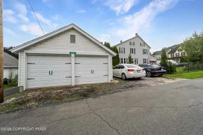  536 W Washington Street, Slatington, PA 18080 - Photo 15