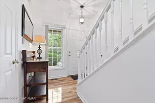 7 Oak Leaf Ln, East Stroudsburg, PA 18301 - Photo 11