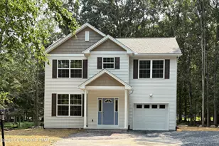 4217 Woodacre's Dr, East Stroudsburg, PA 18301 - Photo 1